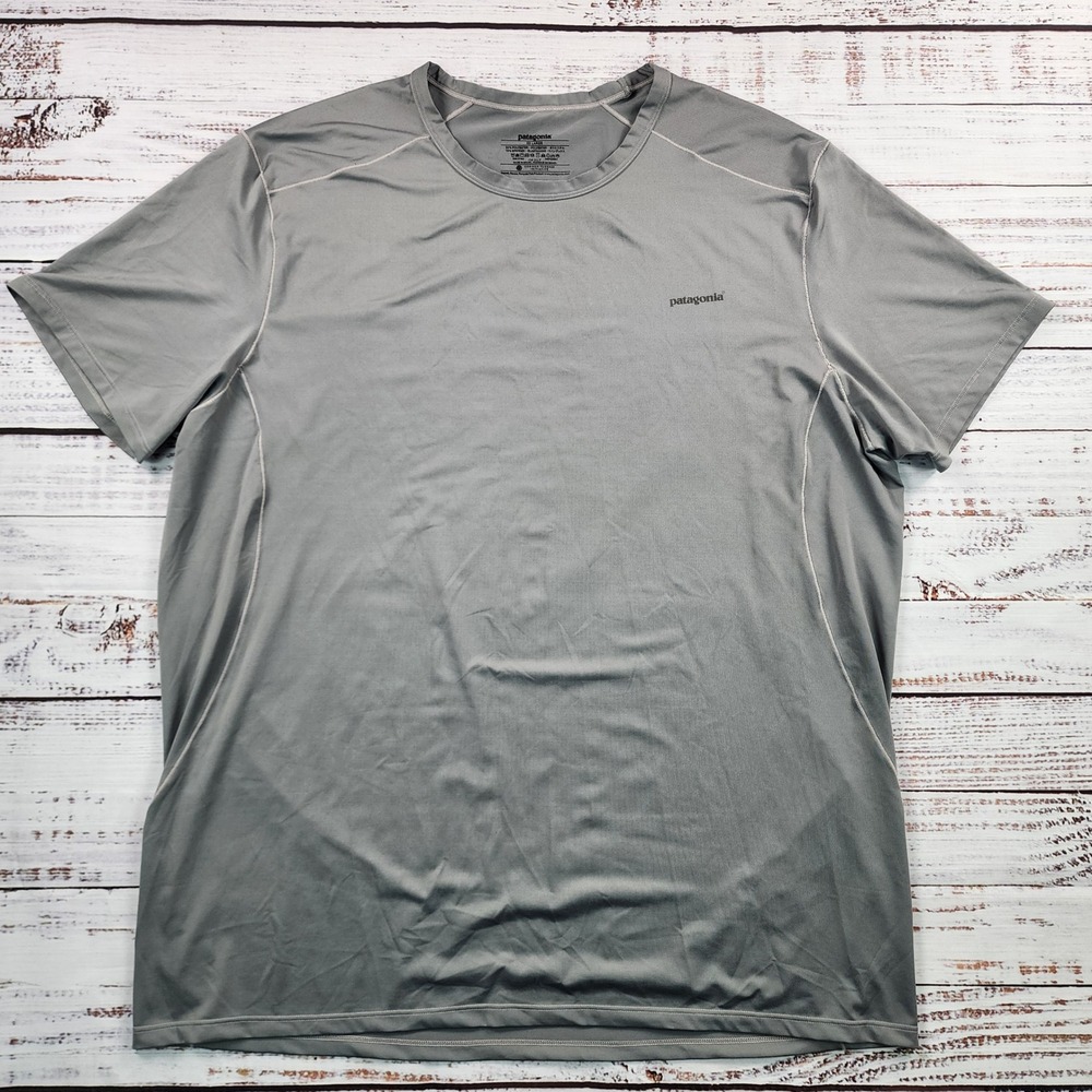 Patagonia Capilene Mens XXL Gray Short Sleeve Performance T-Shirt 45600‎